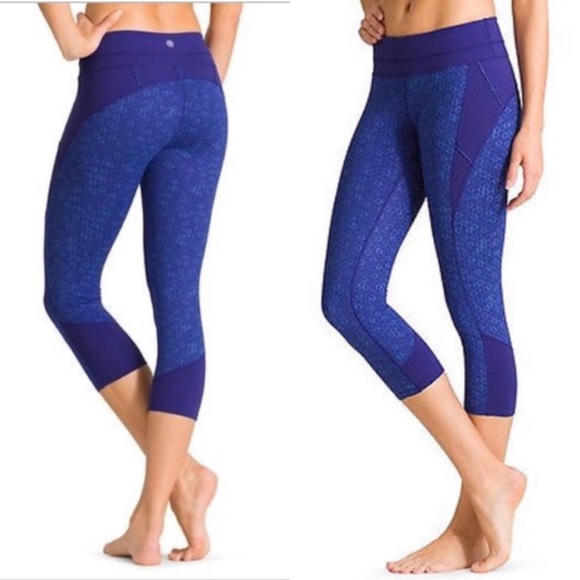 ATHLETA honeycomb connect capri size S - Picture 2 of 8
